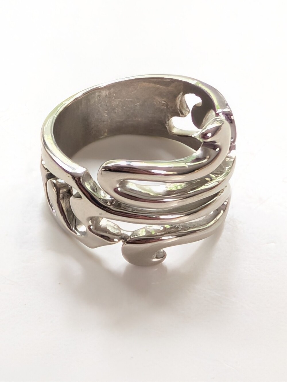 Vintage Silver Tone 2000s Y2K Modernist Silver Tone Abstract Twist Ring Size 8.5